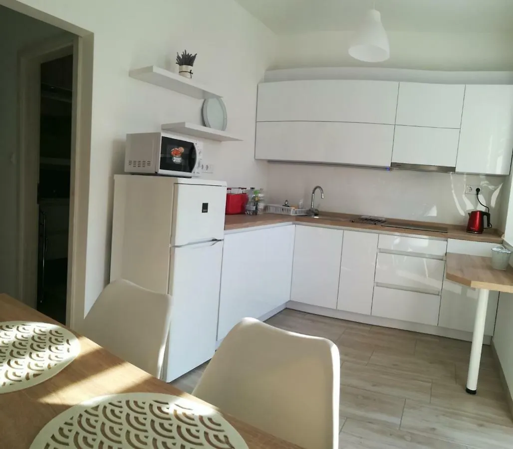 Hajnal Apartmanház Hajdúszoboszló