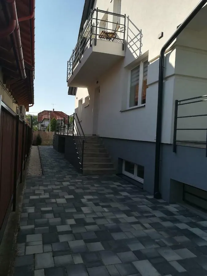 Hajnal Apartmanház Hajdúszoboszló