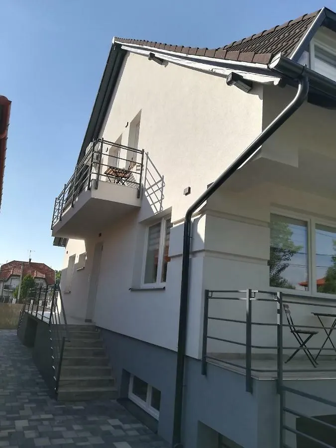 Hajnal Apartmanház Hajdúszoboszló 0*,