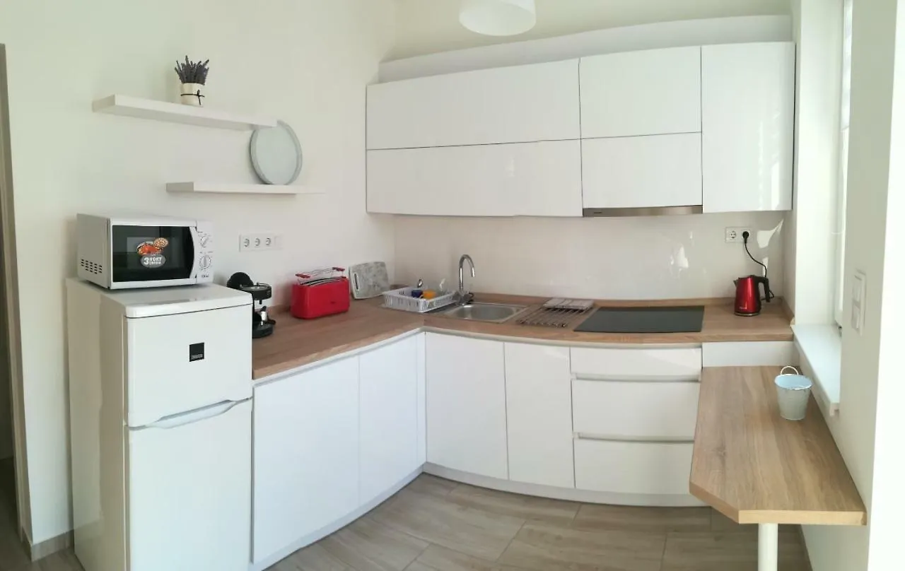 Hajnal Apartmanház Hajdúszoboszló Apartman